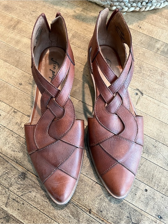Free People Shoes - ♥️ Free People Shoes